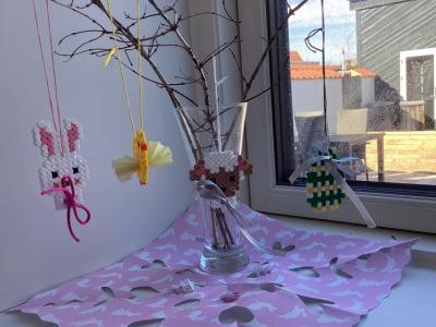 Påskeperleplader på ris