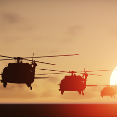 tre militærhelikoptere